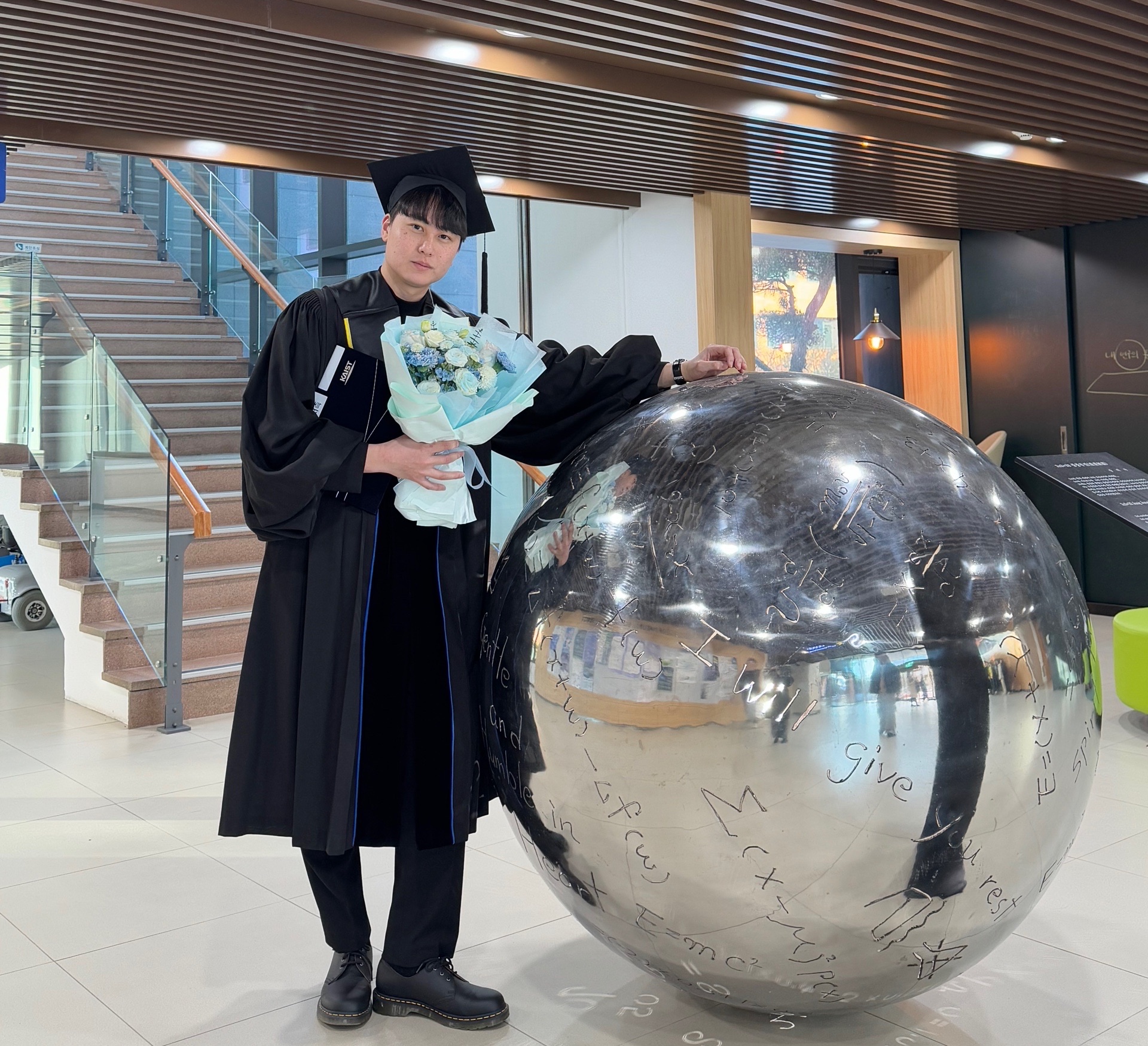 Feb, 2025. Graduate ceremony of KAIST undergrad. program.